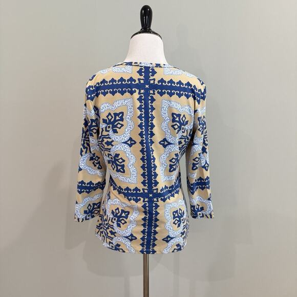 J. McLaughlin Catalina Cloth Top Women’s Size M Tan Blue Print Stretch Shirt - Picture 6 of 11